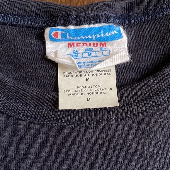 Bundle of 2 short sleeve Champion T-shirts 🤩 - Picture 6 of 7